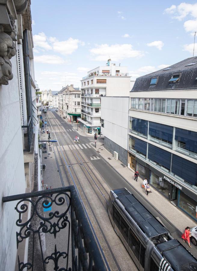 Appartement Avec Balcon A 250 M De La Gare, Hyper Centre Tours Kültér fotó