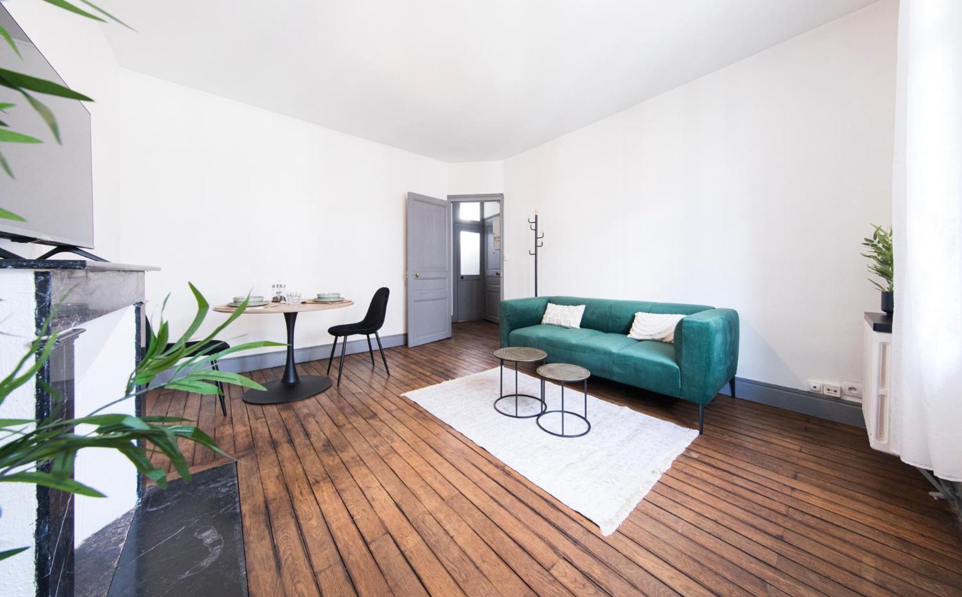 Appartement Avec Balcon A 250 M De La Gare, Hyper Centre Tours Kültér fotó